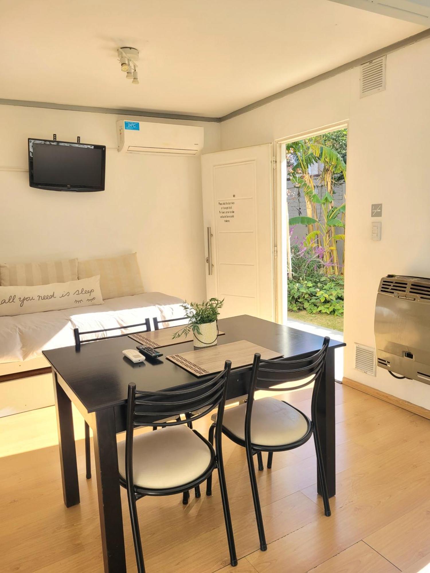 "Casa Amalia Apartamentos" Plaza Italia Y Av Aristides A 50Mts, Lugar Con Jardin 멘도사 외부 사진